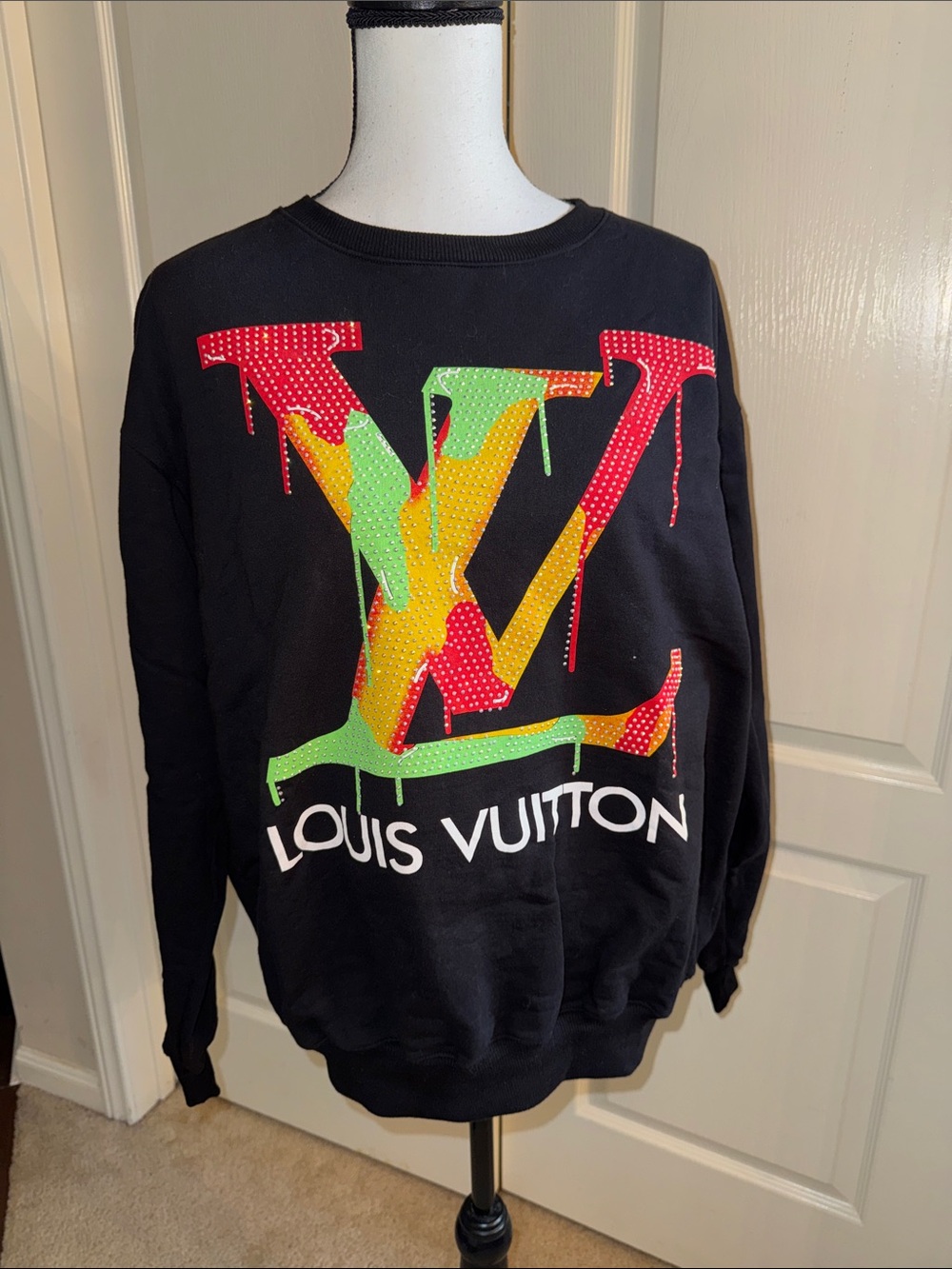 Louis Vuitton / Black Crewneck Sweater with Multicolor Drip LV Logo - Size L